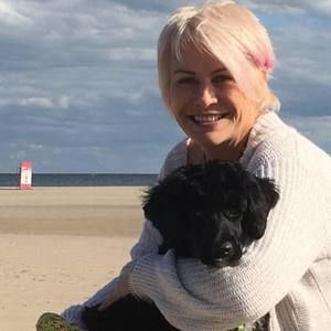 Meet your Posher, Laurie-lyn